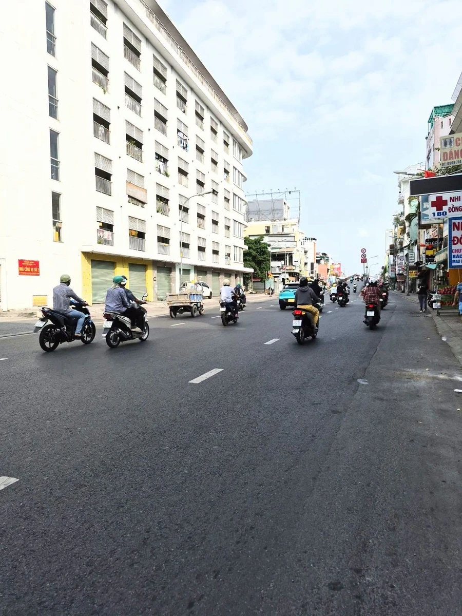 Bán đất 242m² hẻm xe tải gần Phạm Ngũ Lão, Gò Vấp – 24,7 tỷ - Ảnh 1