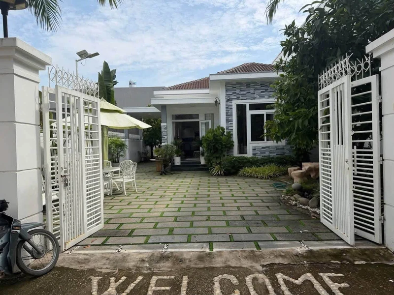 Bán villa sân vườn 250m2 Phan Thiết 3 tỷ 450 triệu