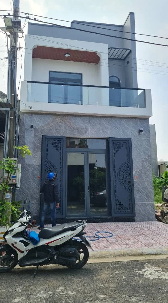 Bán nhà 90m2 3 phòng ngủ tại KDC Lavender, Đồng Nai, giá 2 tỷ 850 triệu - Ảnh 1