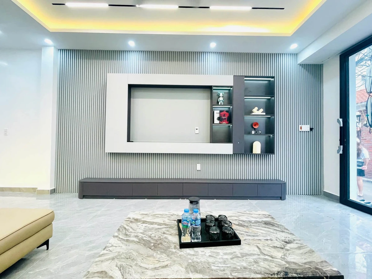 Bán nhà phố 4 tầng 50m² mặt ngõ Hồ Sen, Quận 1, giá 6.33 tỷ - Ảnh thu nhỏ 2