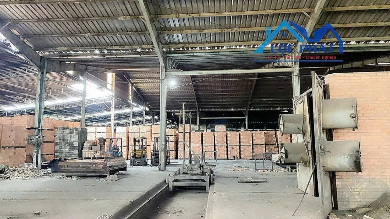 Bán nhà xưởng 10 ha Tân Uyên Bình Dương 130 tỷ - Ảnh 1