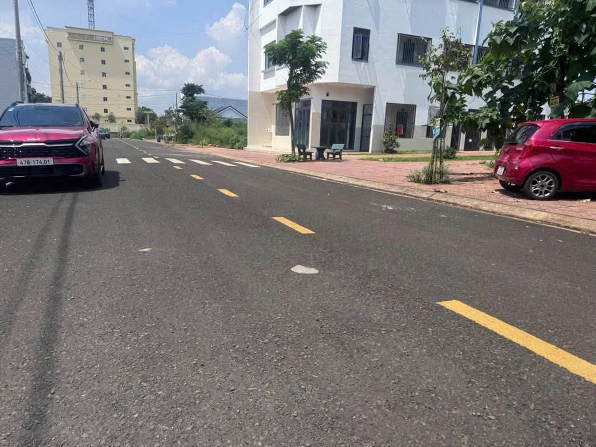 Bán đất mặt tiền Dương Quảng Hàm 5x24m 6,35 tỷ, Phường Tân An, Buôn Ma Thuột - Ảnh 1