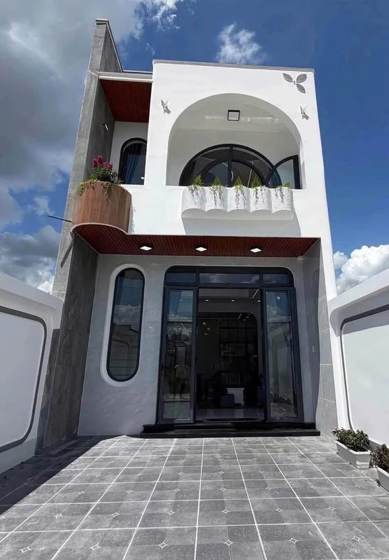 Bán nhà mặt tiền kinh doanh 105m² Biên Hòa hơn 2 tỷ