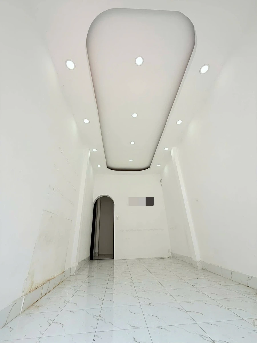 Bán nhà 2 tầng 65m2, 3PN 3WC gần Phan Xích Long chỉ 7 tỷ - Ảnh 1