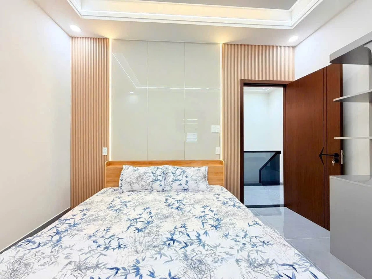 Bán biệt thự mini 8x19m, 147,5m2, 4PN full nội thất, Đông Thạnh, Hóc Môn - Ảnh 1