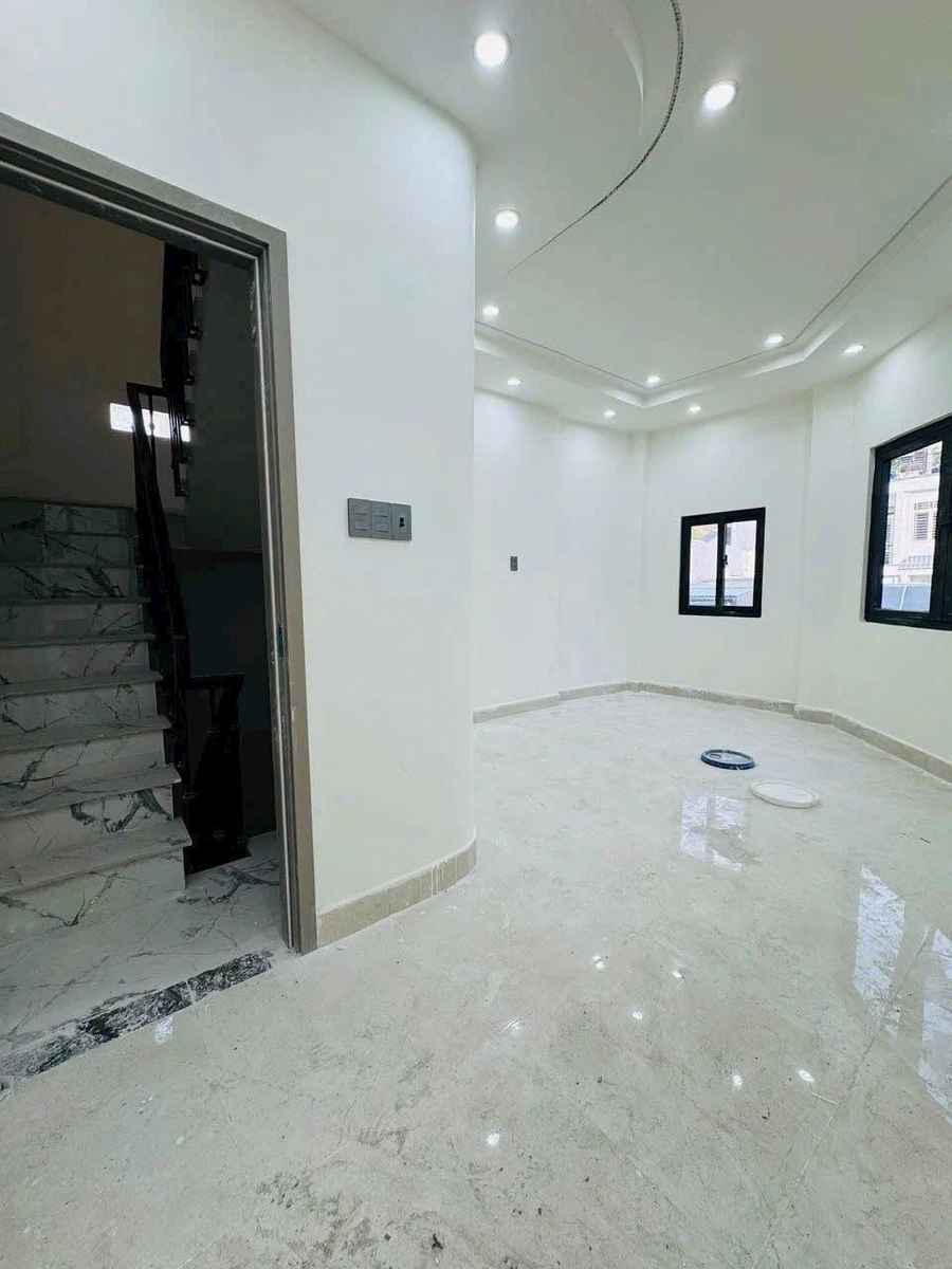 Bán nhà hẻm Đoàn Văn Bơ Quận 4, 5 tầng, 26,6m², 3PN 4WC, giá 4,25 tỷ - Ảnh thu nhỏ 5