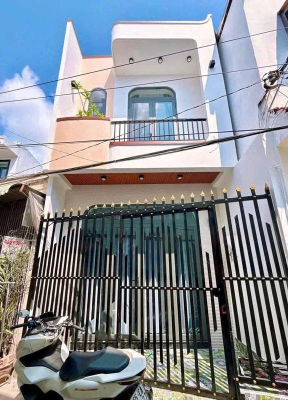 Bán nhà 1 trệt 1 lầu 35m² Tân An Cần Thơ 1,99 tỷ