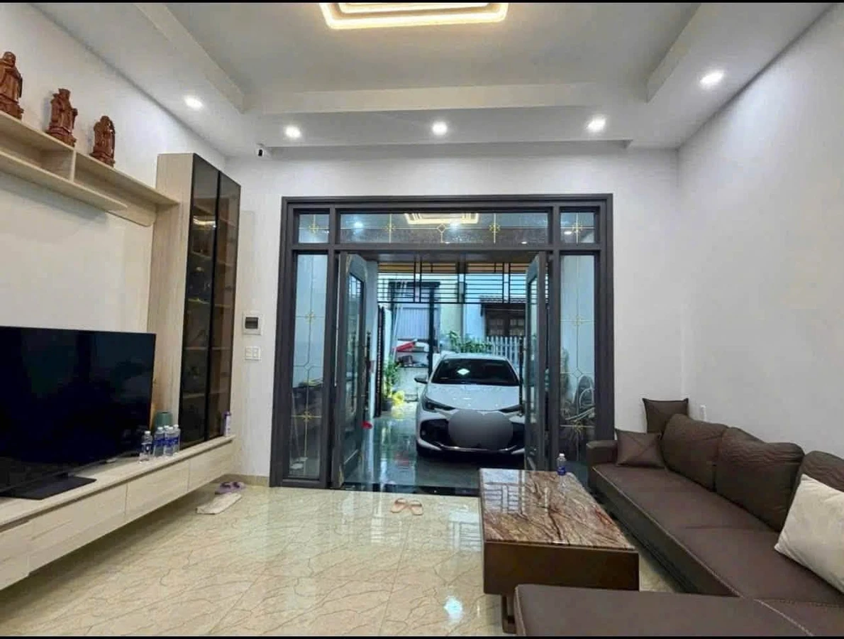 Bán nhà sổ riêng 5 PN, 240m2 đường Mê Linh, Đà Lạt, 7.5 tỷ - Ảnh thu nhỏ 3