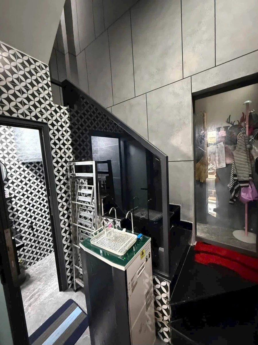 Bán nhà hẻm Bà Hom Q6, 2PN, 21m², 4 tỷ 180 triệu - Ảnh thu nhỏ 3