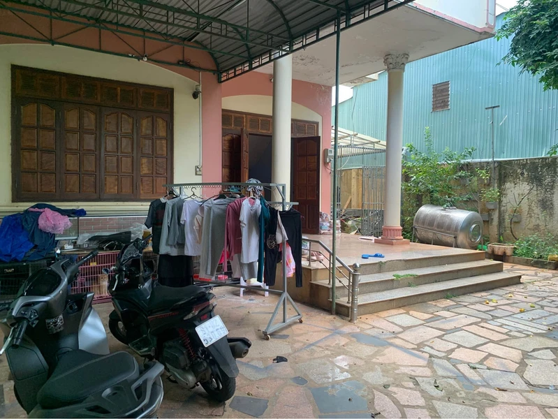 Bán nhà hẻm 2 mặt tiền Sư Vạn Hạnh Pleiku, 4 PN, 264.5m²
