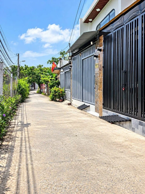 Bán nhà hẻm xe hơi 3PN Quận 7, 52m2, 2.79 tỷ