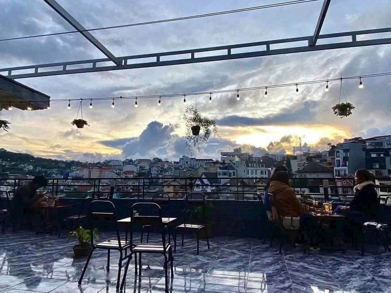 Bán nhà Đà Lạt 127m² café view + homestay 12.5 tỷ