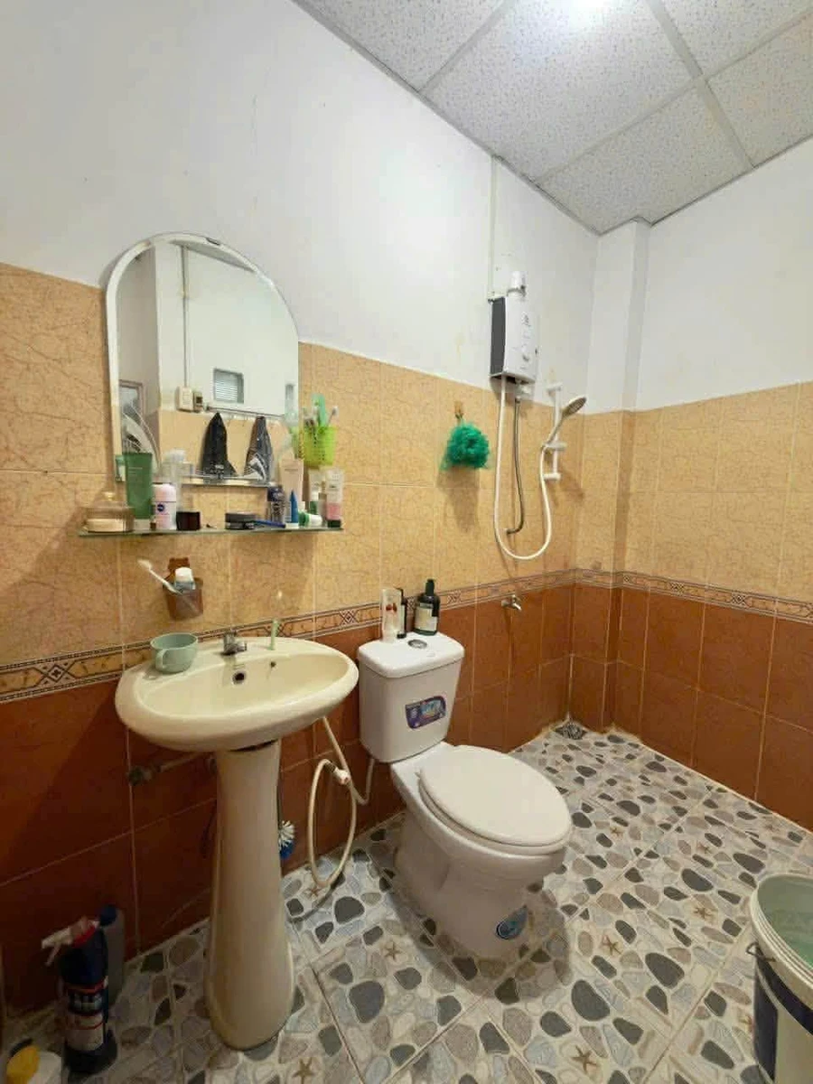 Bán nhà cũ 2 tầng 45m², 2 phòng ngủ, hẻm xe hơi đường Bùi Đình Túy, Bình Thạnh - Ảnh thu nhỏ 3