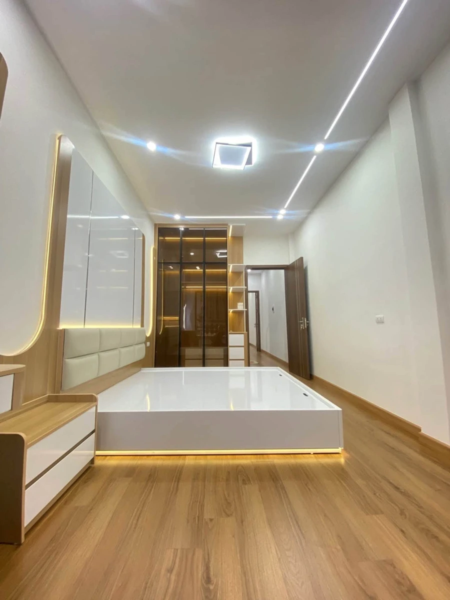Bán nhà 5 tầng 45m2 mặt tiền 3,2m Bùi Xương Trạch 9,3 tỷ - Ảnh thu nhỏ 3