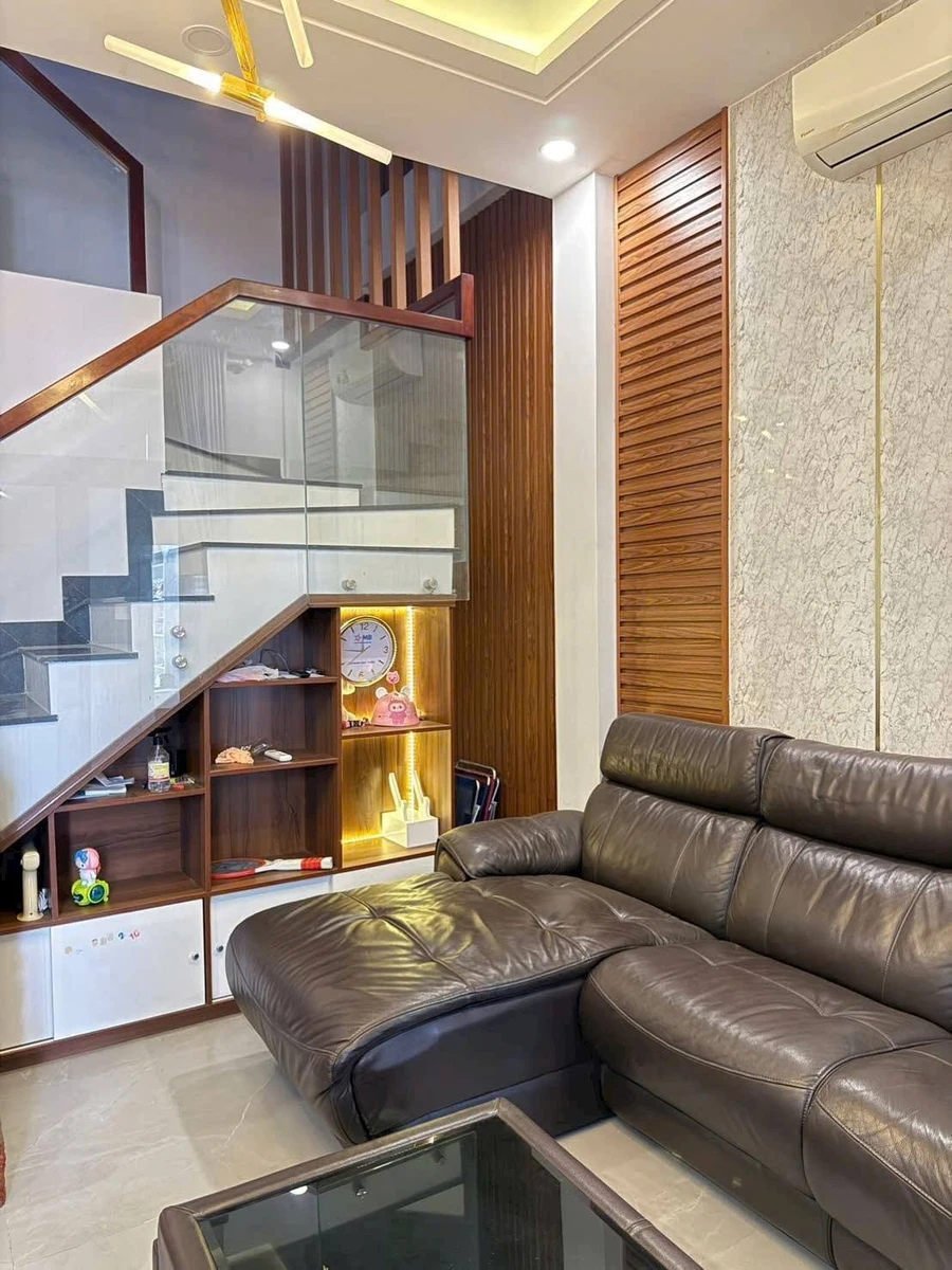 Bán nhà 3 tầng 4 phòng ngủ 100m2 Phan Thiết 4 tỷ - Ảnh thu nhỏ 2