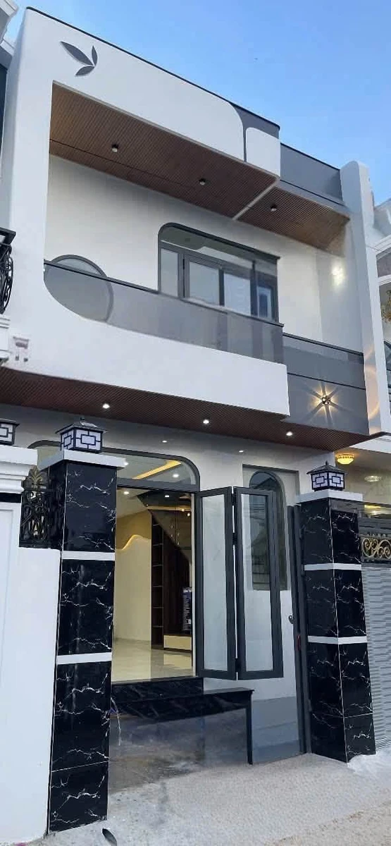 Bán nhà 1 trệt 1 lầu 120m² 3PN Diên Khánh 3 tỷ 180 triệu - Ảnh 1