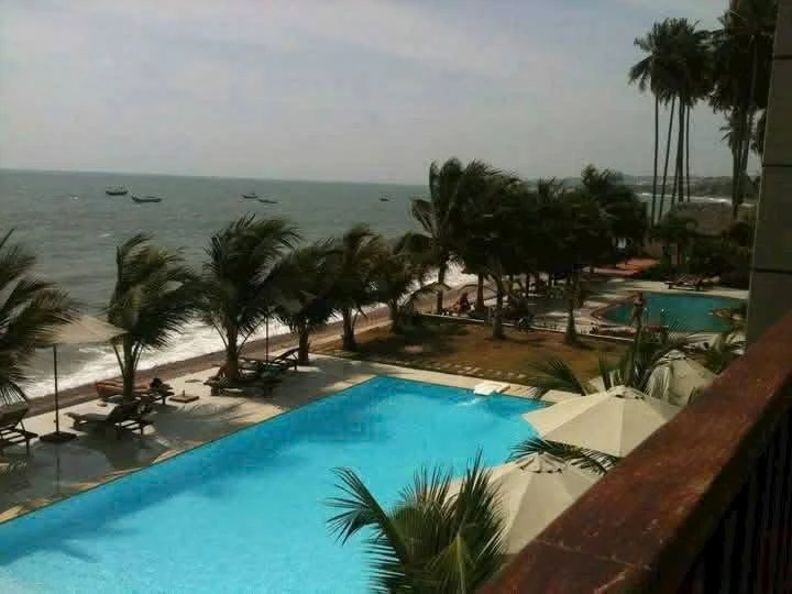 Bán resort mini 1677.5m2 mặt biển Mũi Né, 13 phòng, 55 tỷ