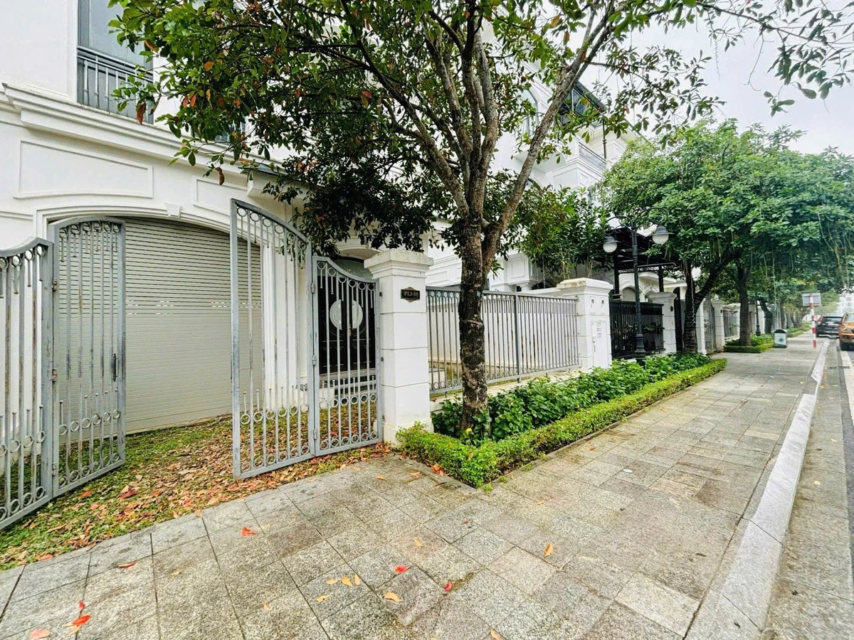Bán biệt thự song lập Vinhomes Phong Lan 323m2, 13 tỷ - Ảnh thu nhỏ 3