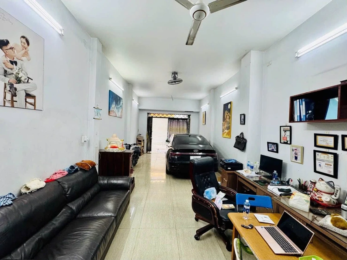 Bán nhà hẻm xe hơi Bình Tân 78m² 3 phòng ngủ hơn 4 tỷ - Ảnh thu nhỏ 3