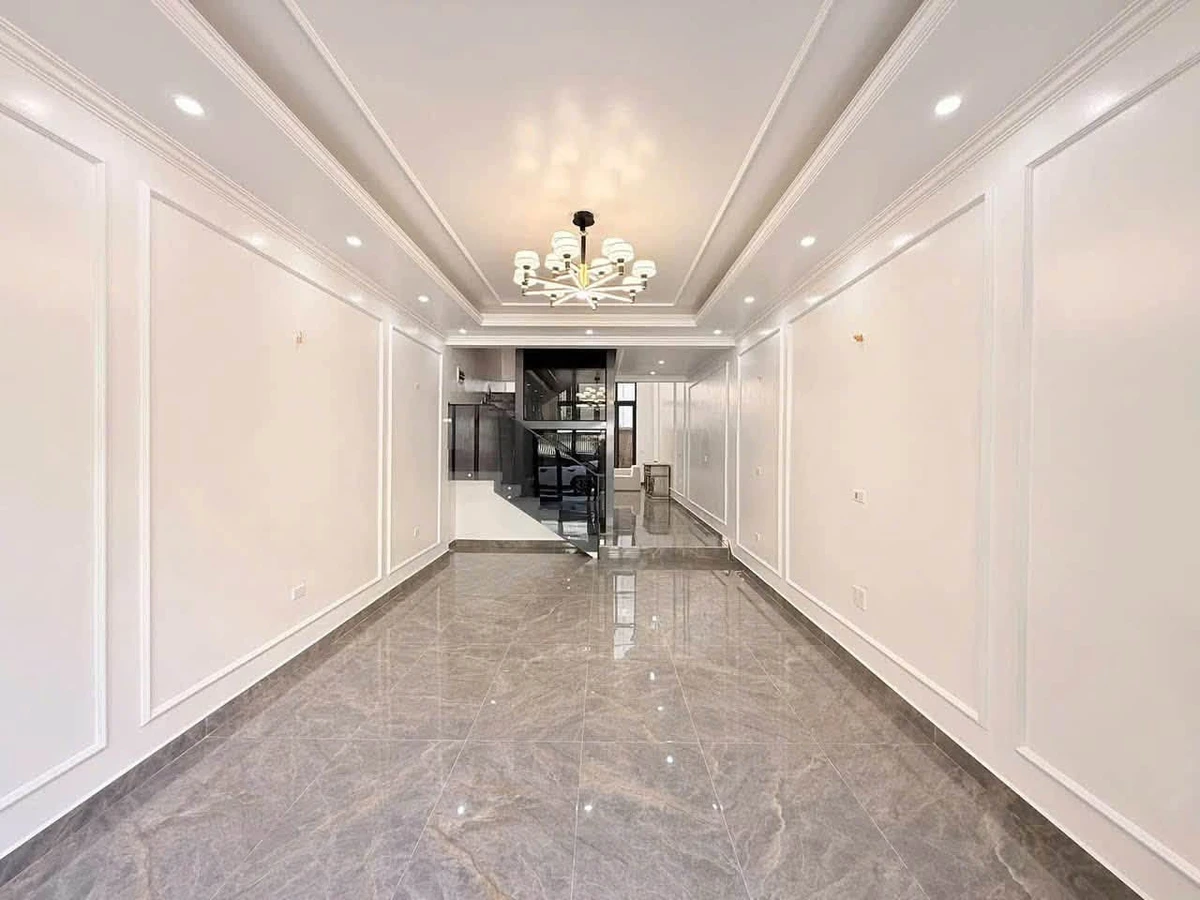 Bán nhà 6 tầng thang máy 100m² Lạch Tray – Văn Cao, 12.5 tỷ - Ảnh thu nhỏ 2