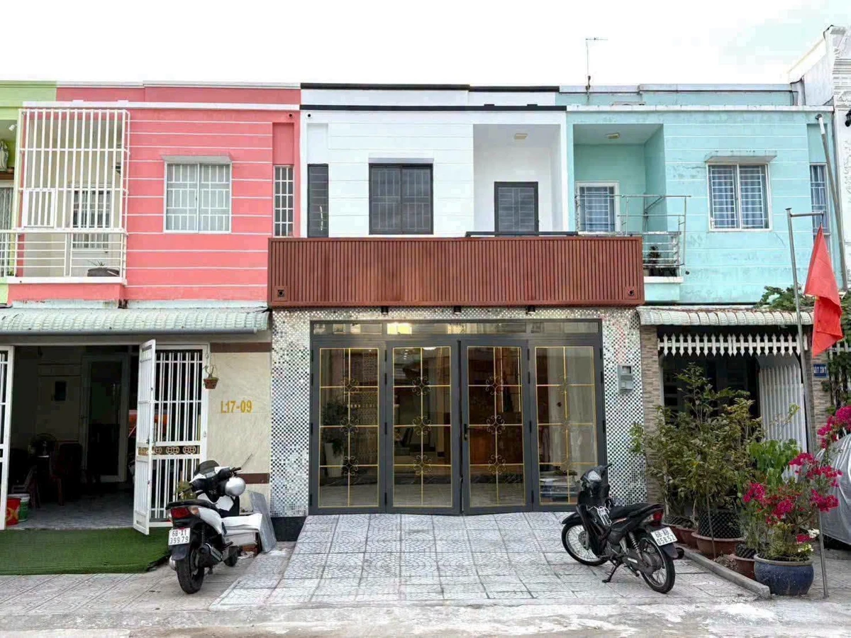 Bán nhà phố 3PN Rạch Giá 100m² 2,8 tỷ - Ảnh 1