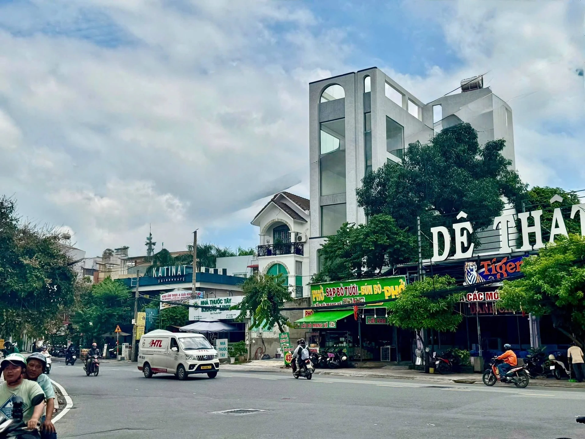 Bán tòa nhà mặt tiền Hoàng Diệu 2, Thủ Đức, 225,6m², 65 tỷ - Ảnh 1