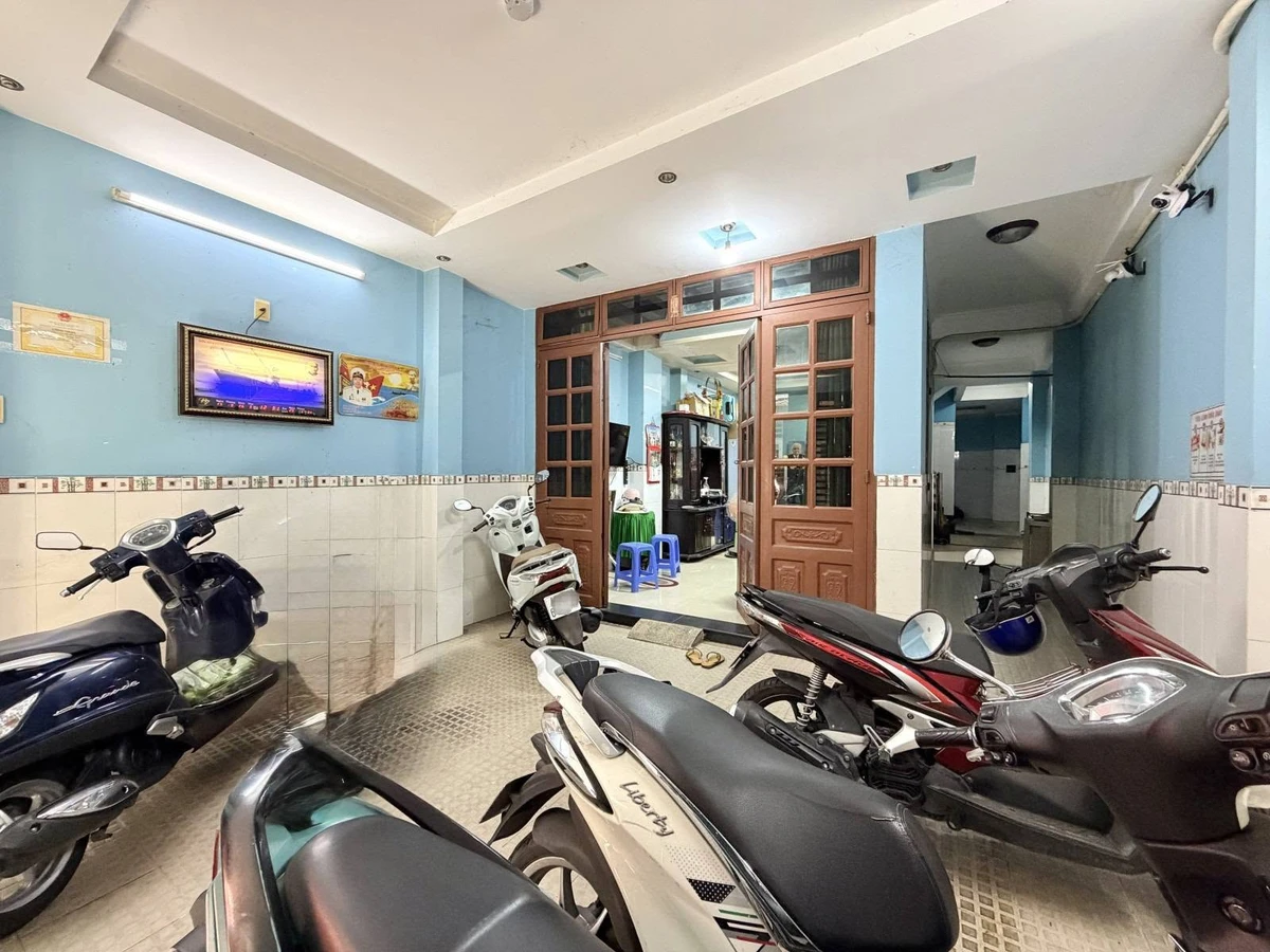 Bán nhà 7 tầng CHDV 18 phòng 85m² Quận 3 - Ảnh thu nhỏ 4