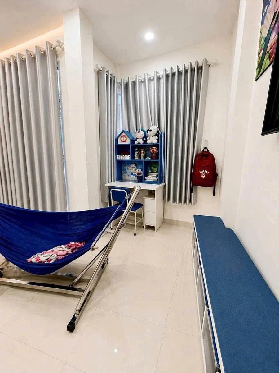 Bán nhà phố 3 phòng ngủ 30m² Hoàng Diệu Quận 4 - Ảnh thu nhỏ 2