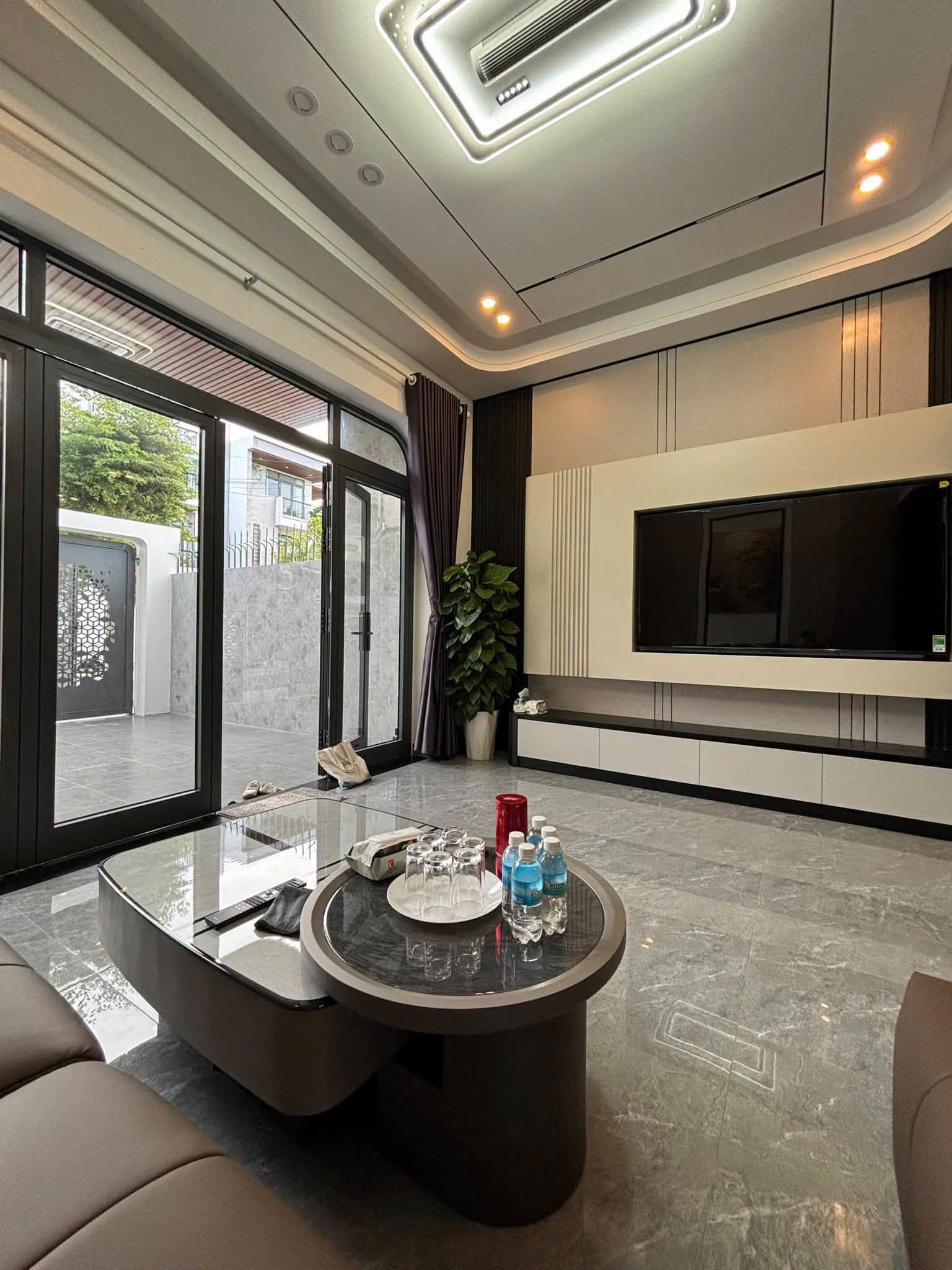 Bán nhà 3 tầng 1 tum 100m² Mỹ Gia Nha Trang 9 tỷ 350 - Ảnh thu nhỏ 4