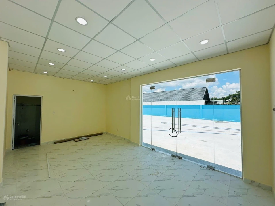 TÔI CHÍNH CHỦ CẦN BÁN GẤP NÊN GIẢM MẠNH 6 TỶ CÒN 22 TỶ CHO LÔ ĐẤT NGAY MẶT TIỀN HÙNG VƯƠNG -BẾN CÁT - Ảnh thu nhỏ 3