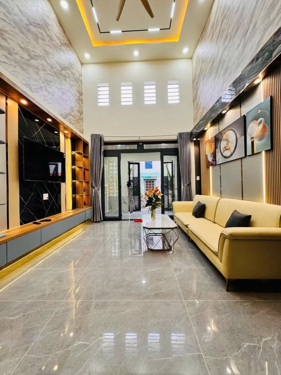 Bán nhà 3 tầng 60m2 full nội thất gần KDC Cityland Nguyễn Văn Lượng, Gò Vấp, giá nhỉnh 6 tỷ - Ảnh 1