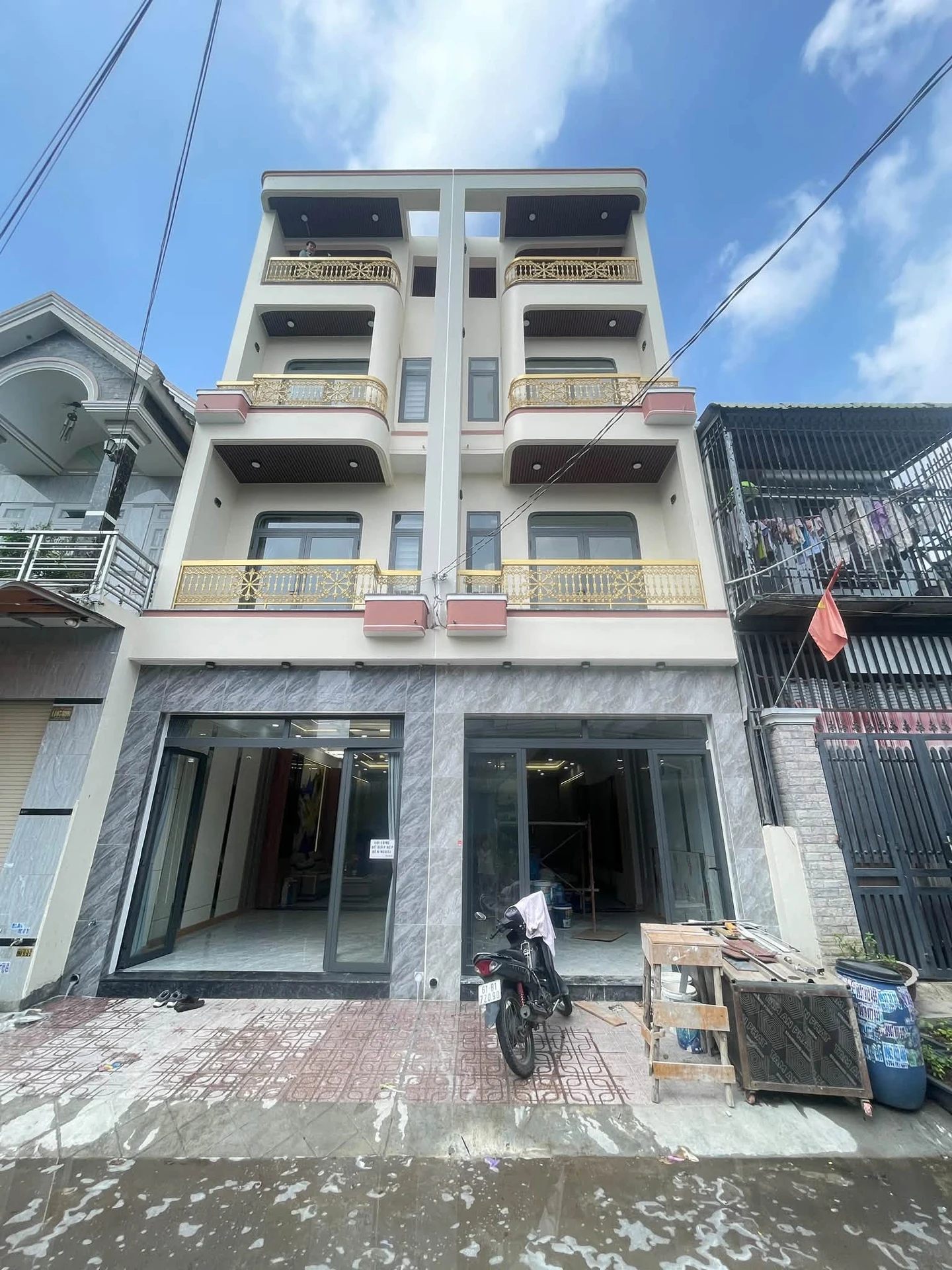 Bán nhà phố 4 phòng ngủ 60m² Dĩ An, Thủ Đức - Ảnh 1