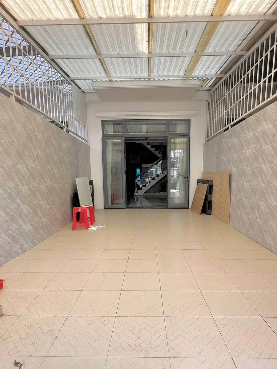 Bán nhà 4 phòng 92m² KDC Hoàng Nam 3, Đông Hòa 6,1 tỷ - Ảnh thu nhỏ 2