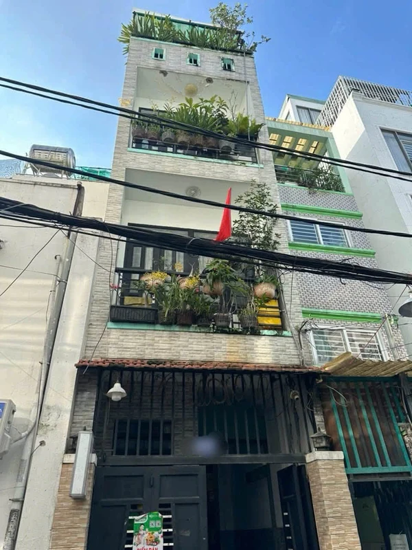 Bán nhà riêng 98m2 (5x19,5m) sổ hồng riêng full nội thất xách vali vào ở ngay - Giá 3 tỷ 6 giaunguyen