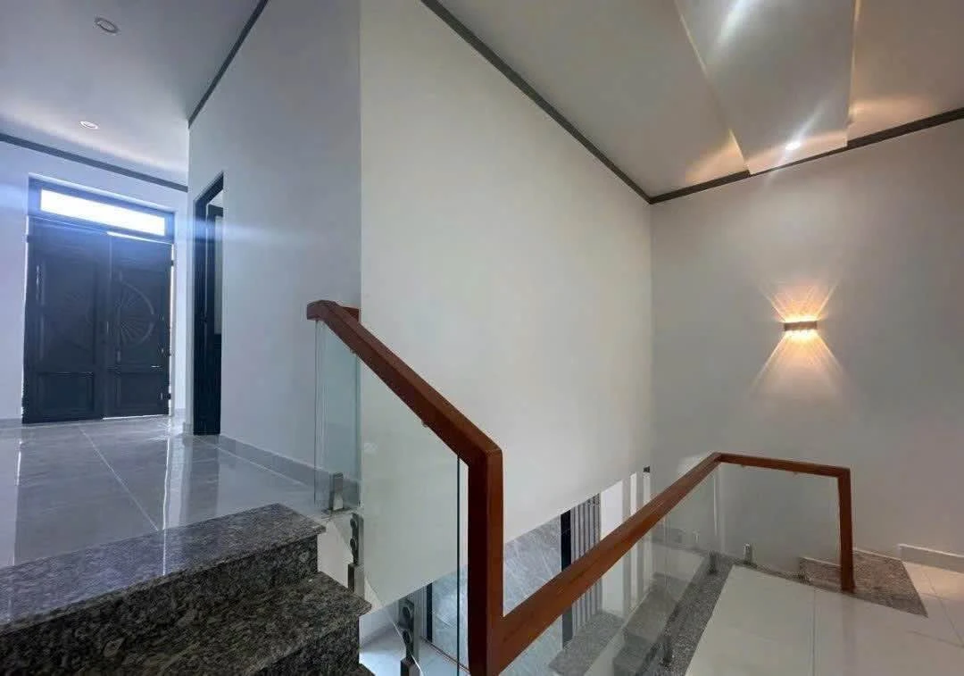 Nhà lầu 5x15m mặt đường 16m Tân Triều Bình Chánh - Ảnh thu nhỏ 4