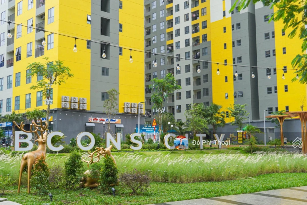 Bán căn hộ 2 phòng ngủ giá từ 2tỷ280 tại khu đô thị Bcons City ngay Làng ĐHQG. Nhà sẵn vào ở ngay! - Ảnh 1