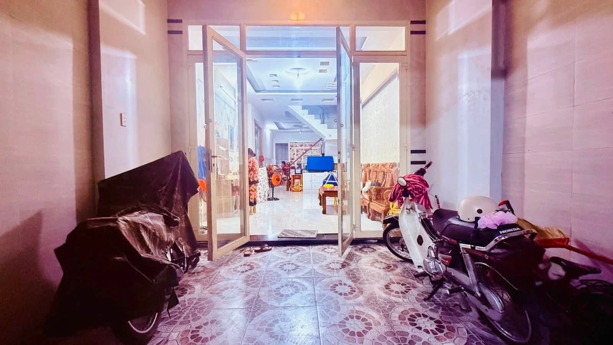 Bán nhà 4 tầng + mái 79m2 đường Nguyễn Văn Công, Gò Vấp giá 8,6 tỷ - Ảnh 1