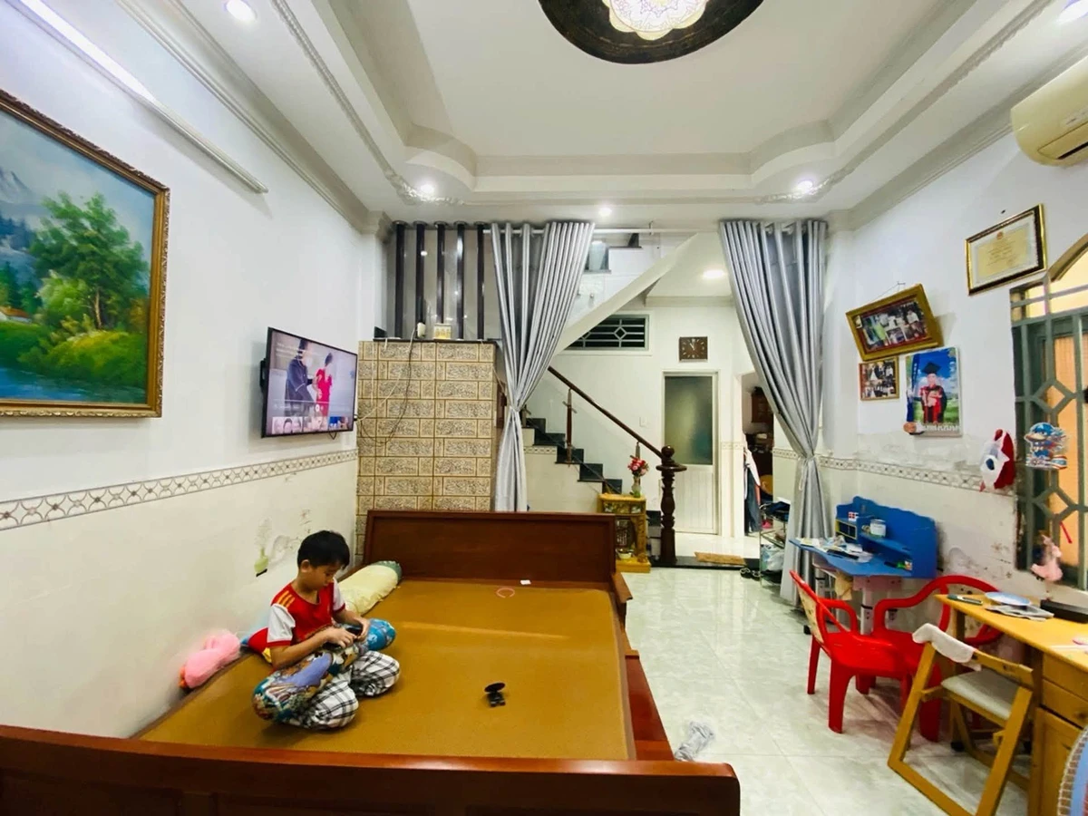 Bán nhà sân vườn 134m2, 4PN 4WC, ô tô vào nhà, gần Quang Trung, Gò Vấp - Ảnh thu nhỏ 3