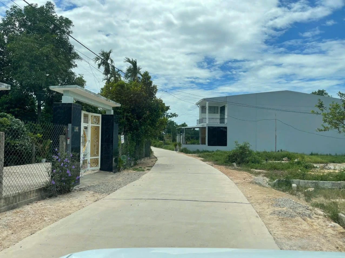 Bán đất kiệt 1.000m² (300m² thổ cư) Nguyễn Viết Xuân, Huế - Ảnh thu nhỏ 3