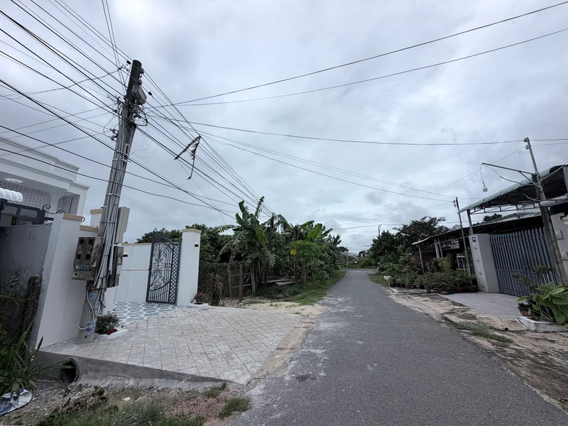 Bán nhà mới 3 phòng ngủ 114m² Long Hoa Tây Ninh 1 tỷ 260 triệu