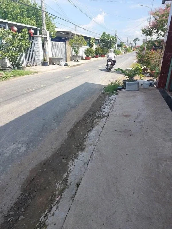 Bán đất thổ cư 247m có nhà cấp 4 Cần Dước Long An