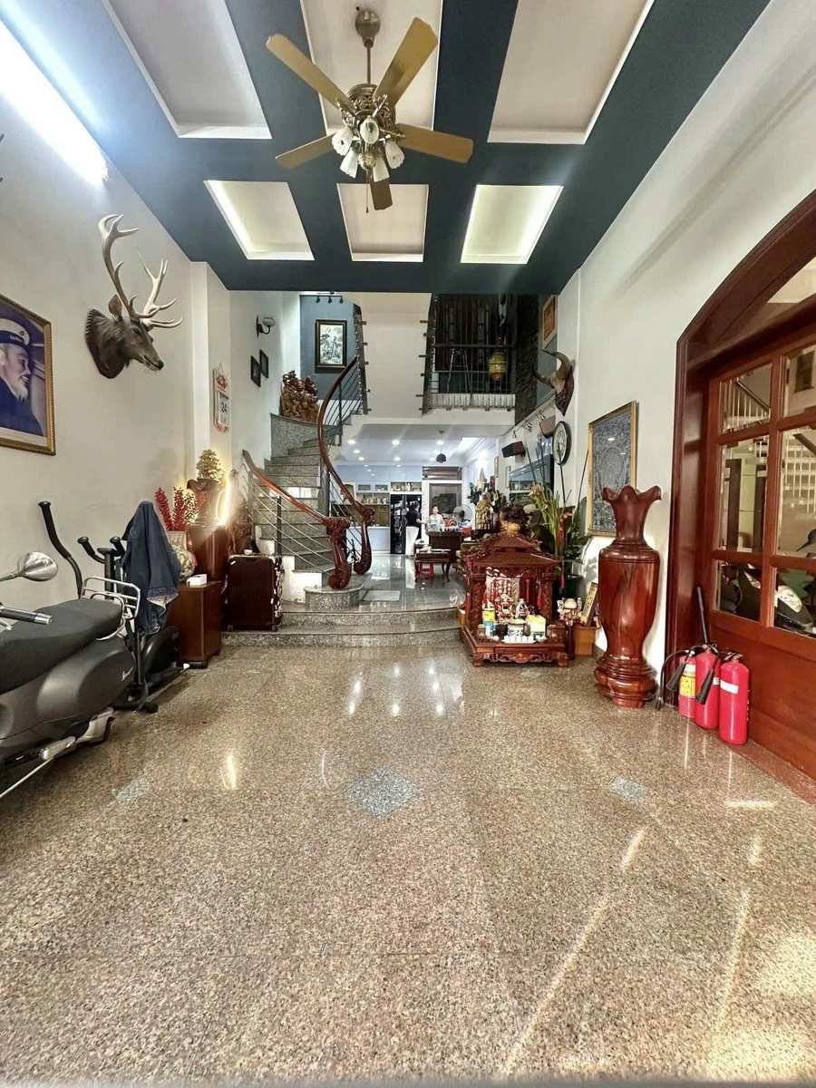 Bán nhà 5PN 100m2 gần Hà Đô 19.9 tỷ Quận 1 - Ảnh 1