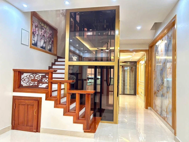 Bán nhà 4 tầng 290m² có thang máy TP Hải Phòng 5,95 tỷ