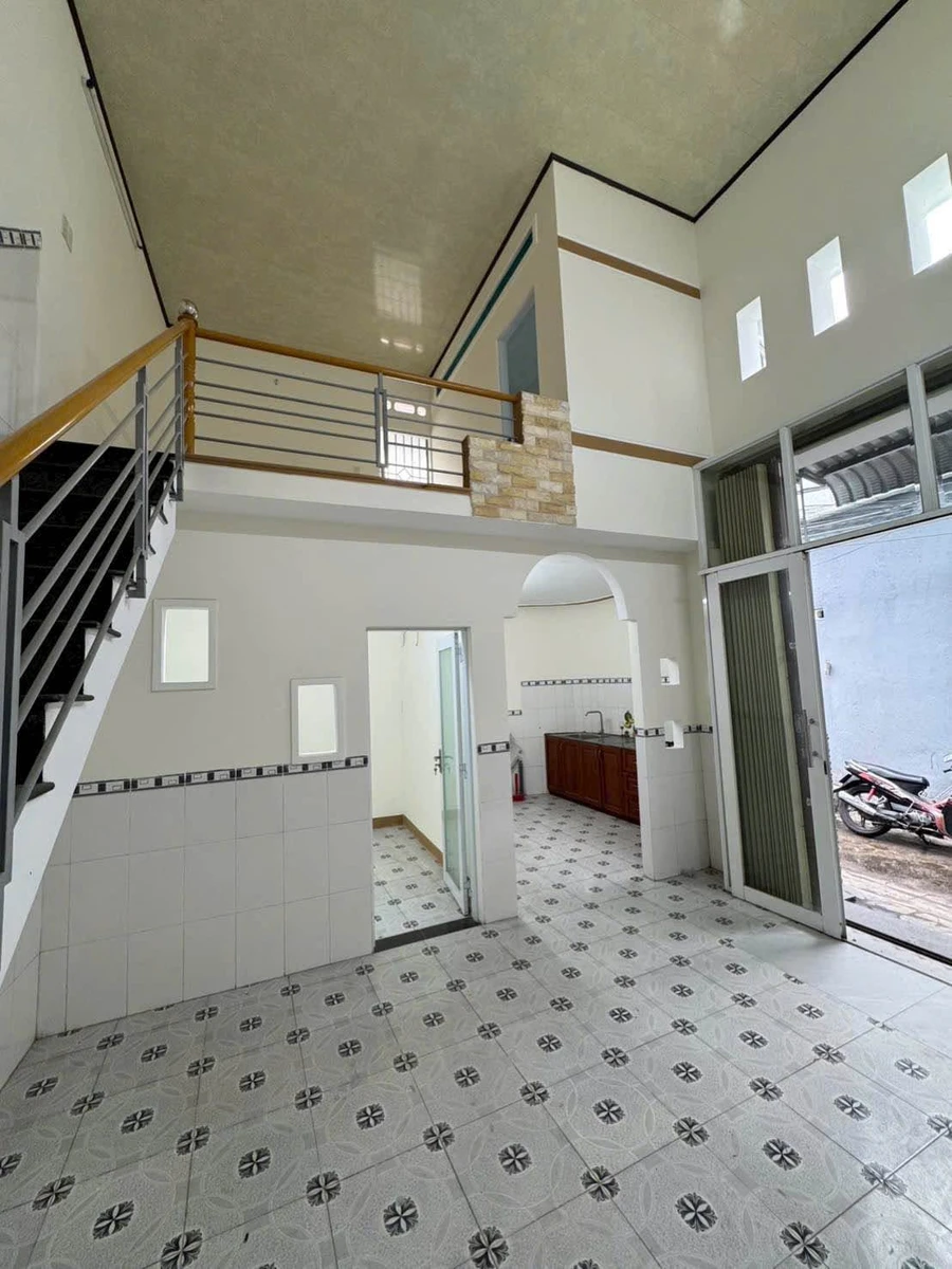 Bán nhà góc 2 mặt hẻm 40m2 Hoàng Hoa Thám Quy Nhơn 2 tỷ - Ảnh thu nhỏ 2