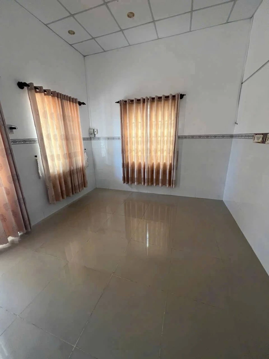 Bán nhà 242m2, 4PN gần Trường Mầm Non Long Phước, Bà Rịa (Tam Long) giá 1,85 tỷ - Ảnh thu nhỏ 2
