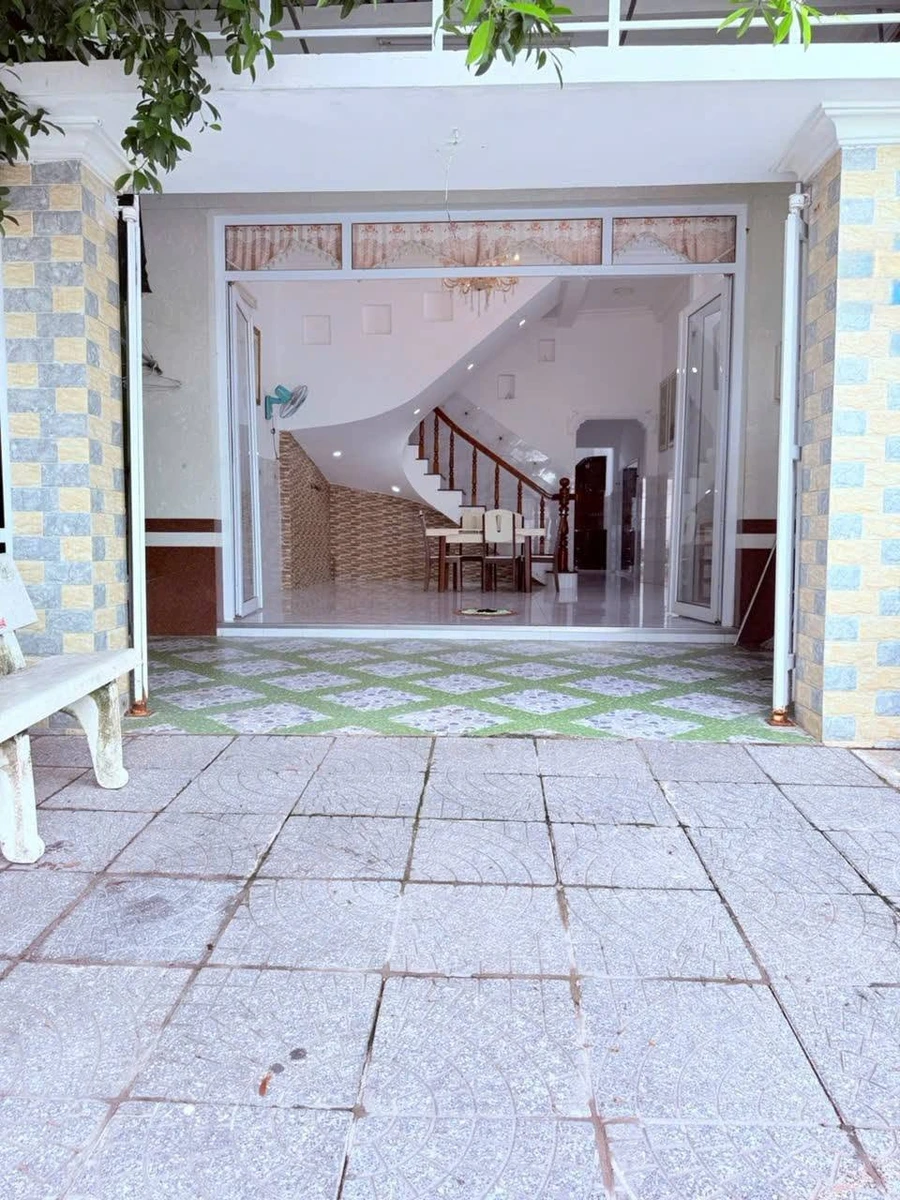 Bán nhà 4 phòng ngủ 87 m² Rạch Giá 2.7 tỷ - Ảnh 1