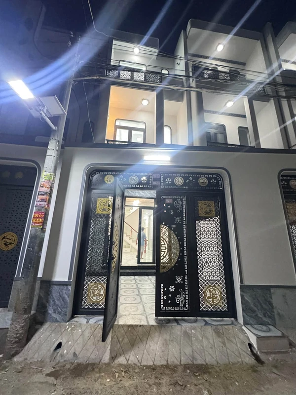Bán nhà 1 trệt 2 lầu 5PN, 68m2 giá 2,5 tỷ tại Kim Điền, Cần Giuộc, Long An