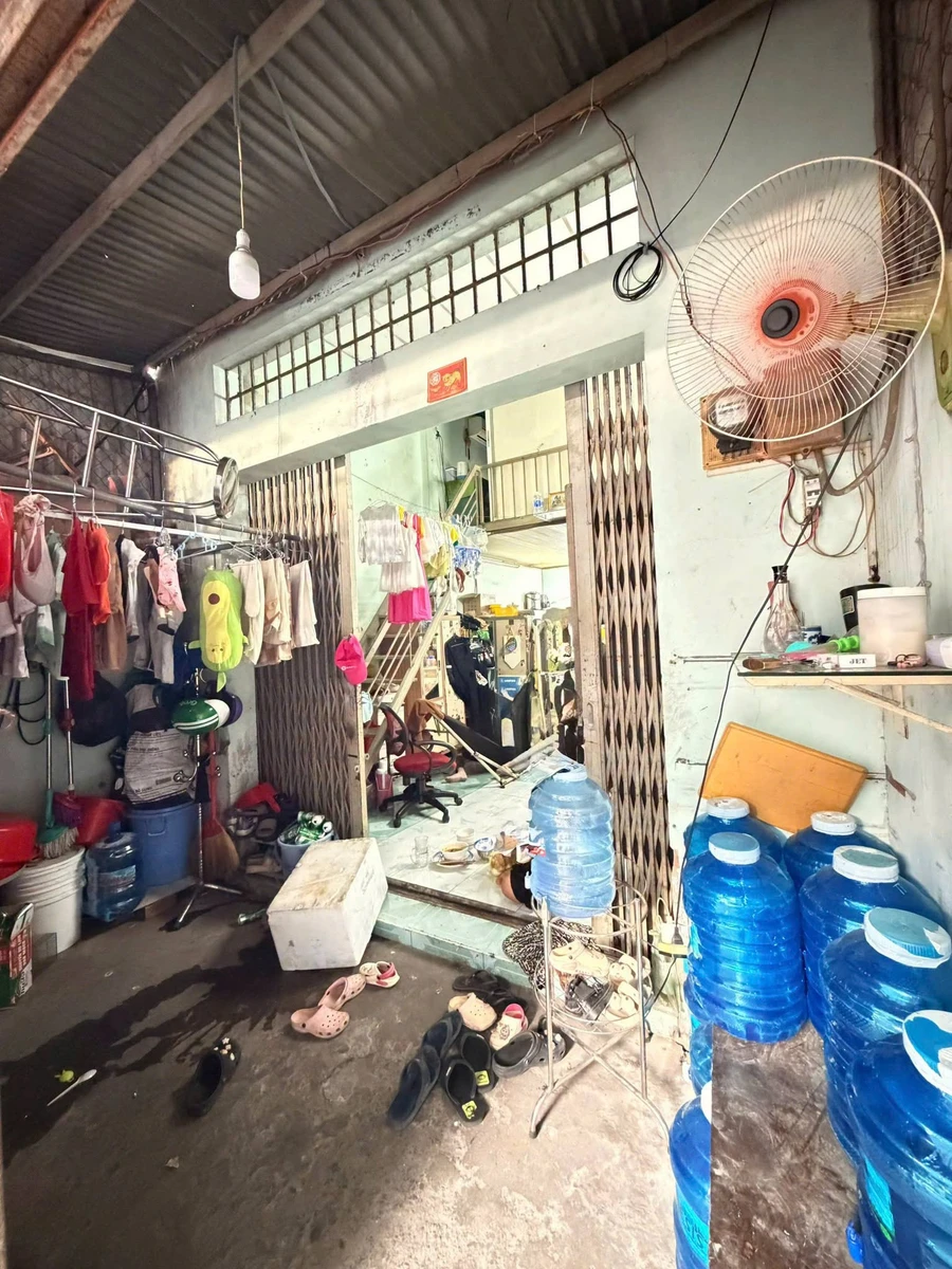Bán nhà cấp 4 hẻm xe hơi đường Hà Thị Đát, Tân Phú, 90m2 giá 6,3 tỷ - Ảnh thu nhỏ 2