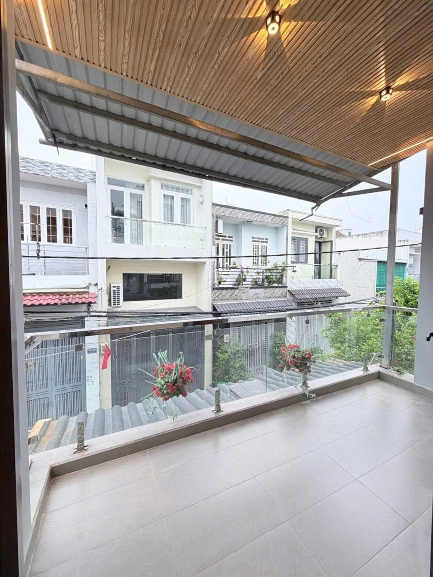 Bán nhà Tỉnh Lộ 10, 36m2, gần Trường Bình Trị Đông - Ảnh 1