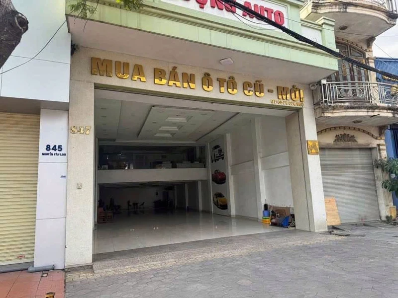 Cho thuê shophouse 540m2, 5 PN mặt tiền Nguyễn Văn Linh, Hải Phòng